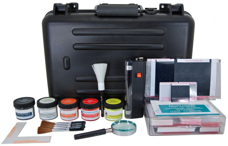 Master Fluorescent Magnetic Latent Print Kit